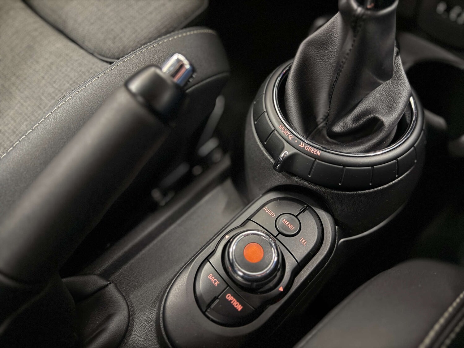 Used MINI Hatch 2015 for sale - 77880487: Photo 21