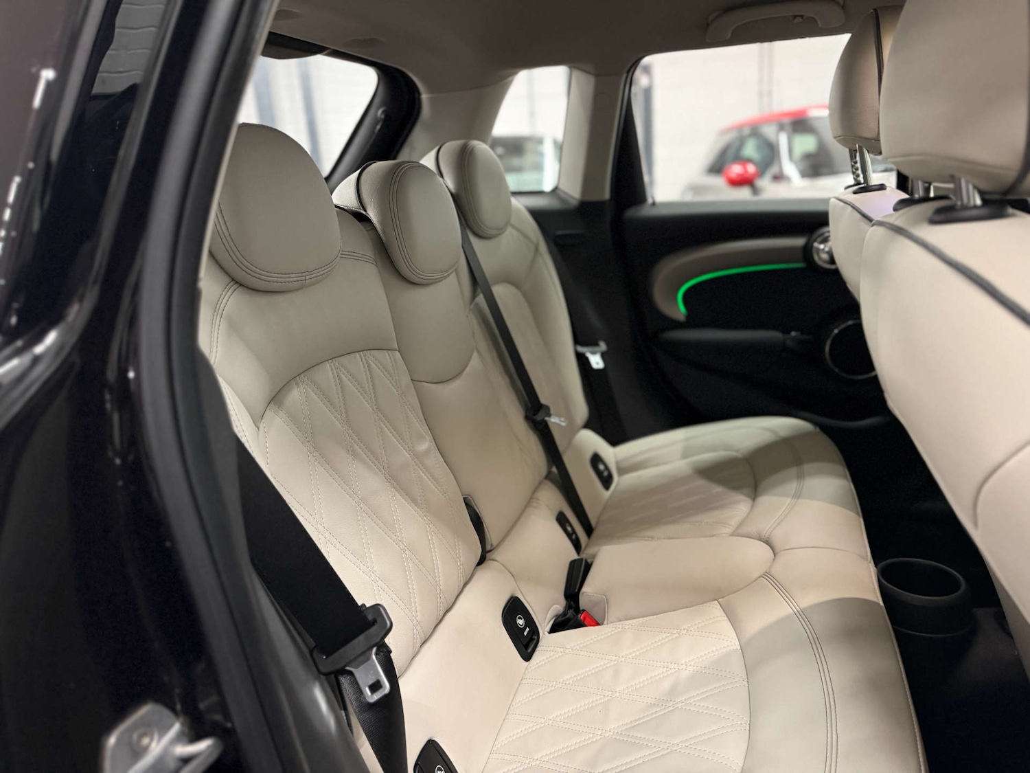 Used MINI Hatch 2019 for sale - 76957250: Photo 15