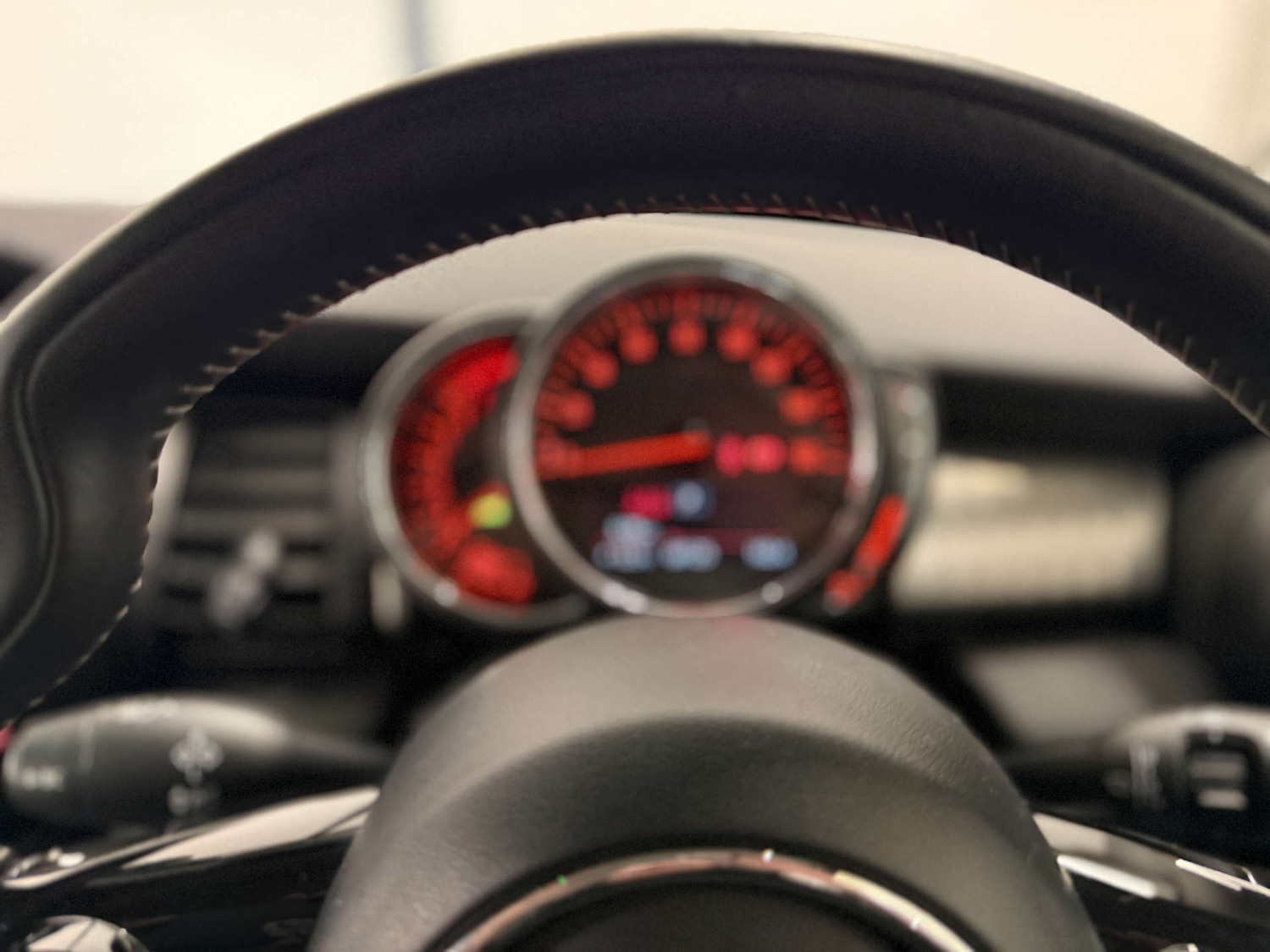 Used MINI Hatch 2019 for sale - 76957250: Photo 19