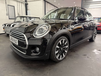 Used MINI Hatch 2019 for sale - 76957250: Photo