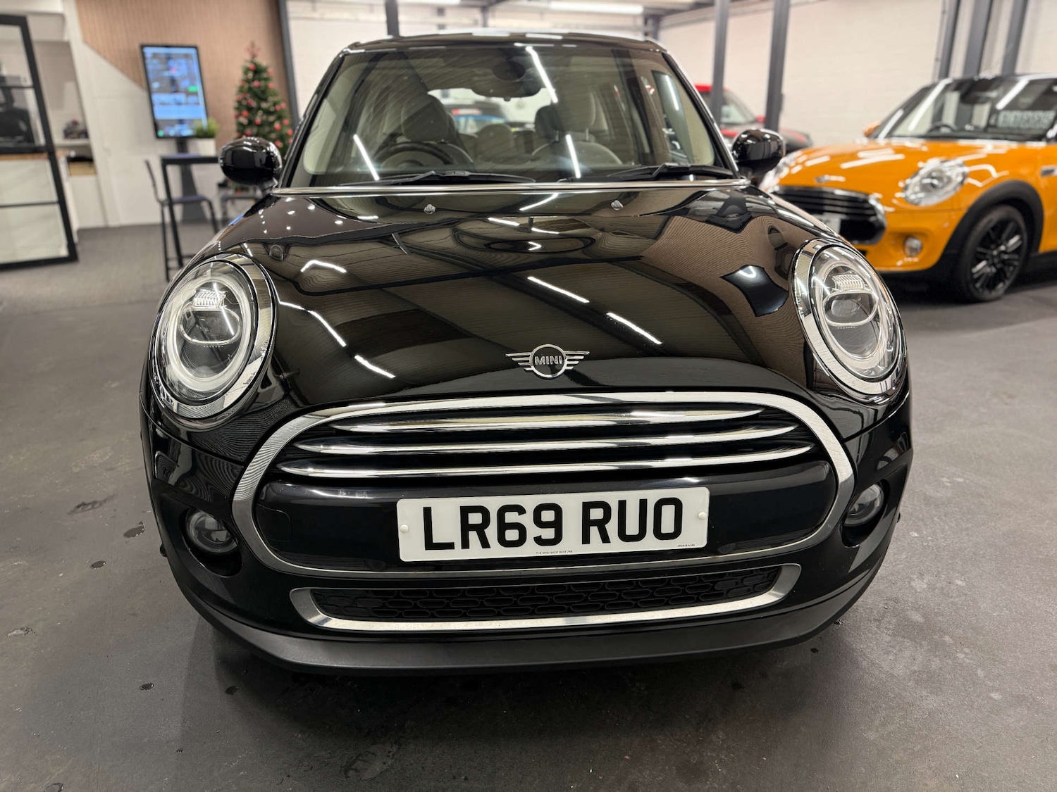 Used MINI Hatch 2019 for sale - 76957250: Photo 6
