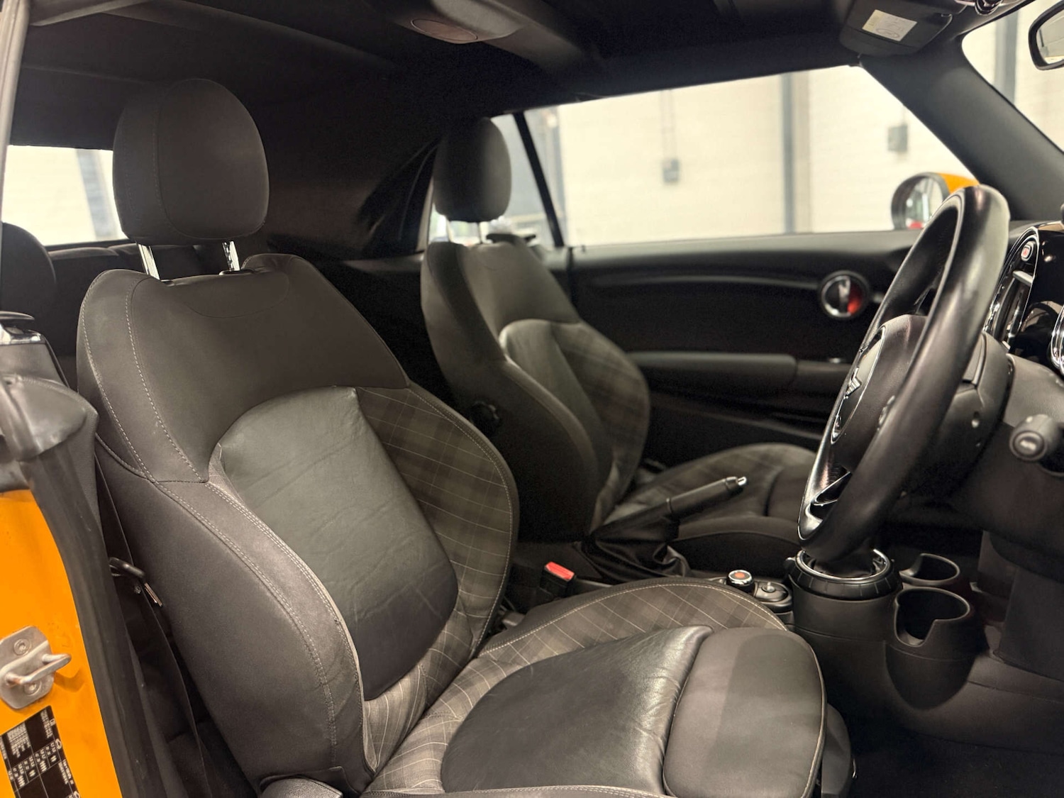 Used MINI Convertible 2016 for sale - 76783105: Photo 14