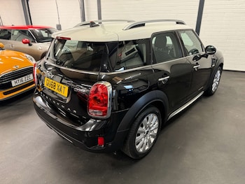 Used MINI Countryman 2018 for sale - 76957252: Photo