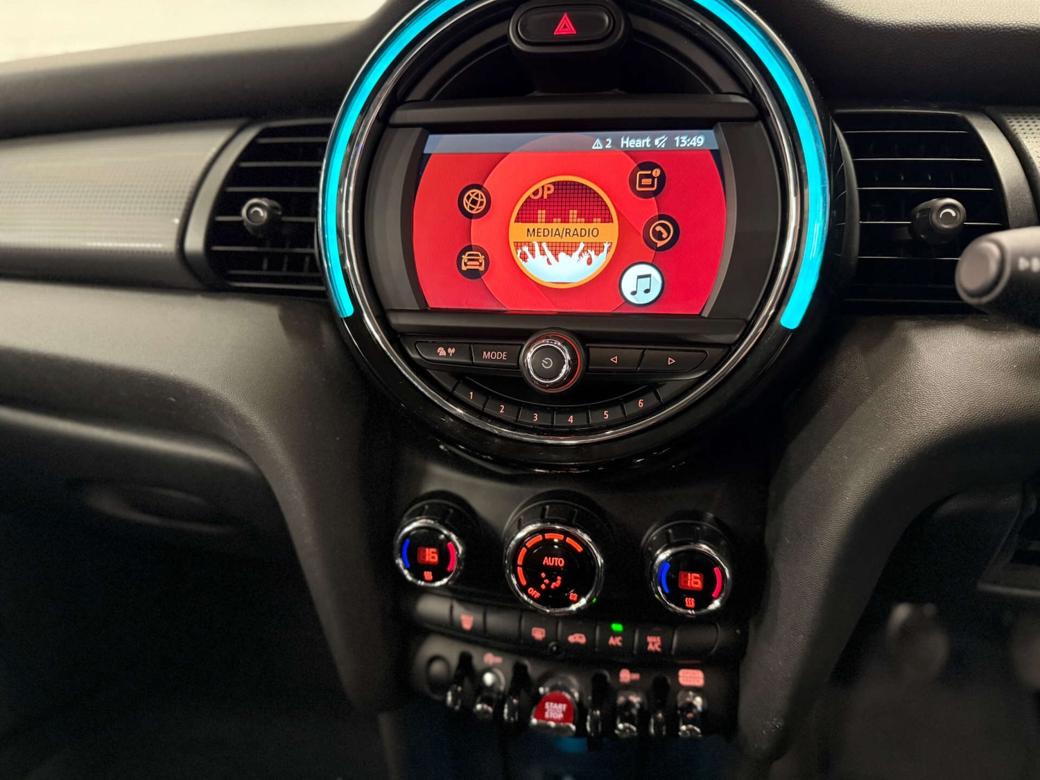 Used MINI Hatch 2018 for sale - 76783162: Photo 18