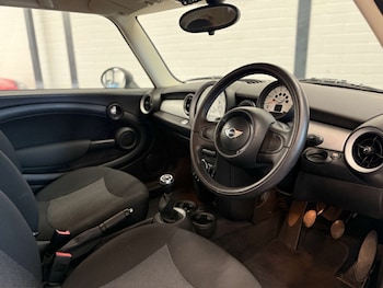 Used MINI Hatch 2011 for sale - 77272706: Photo