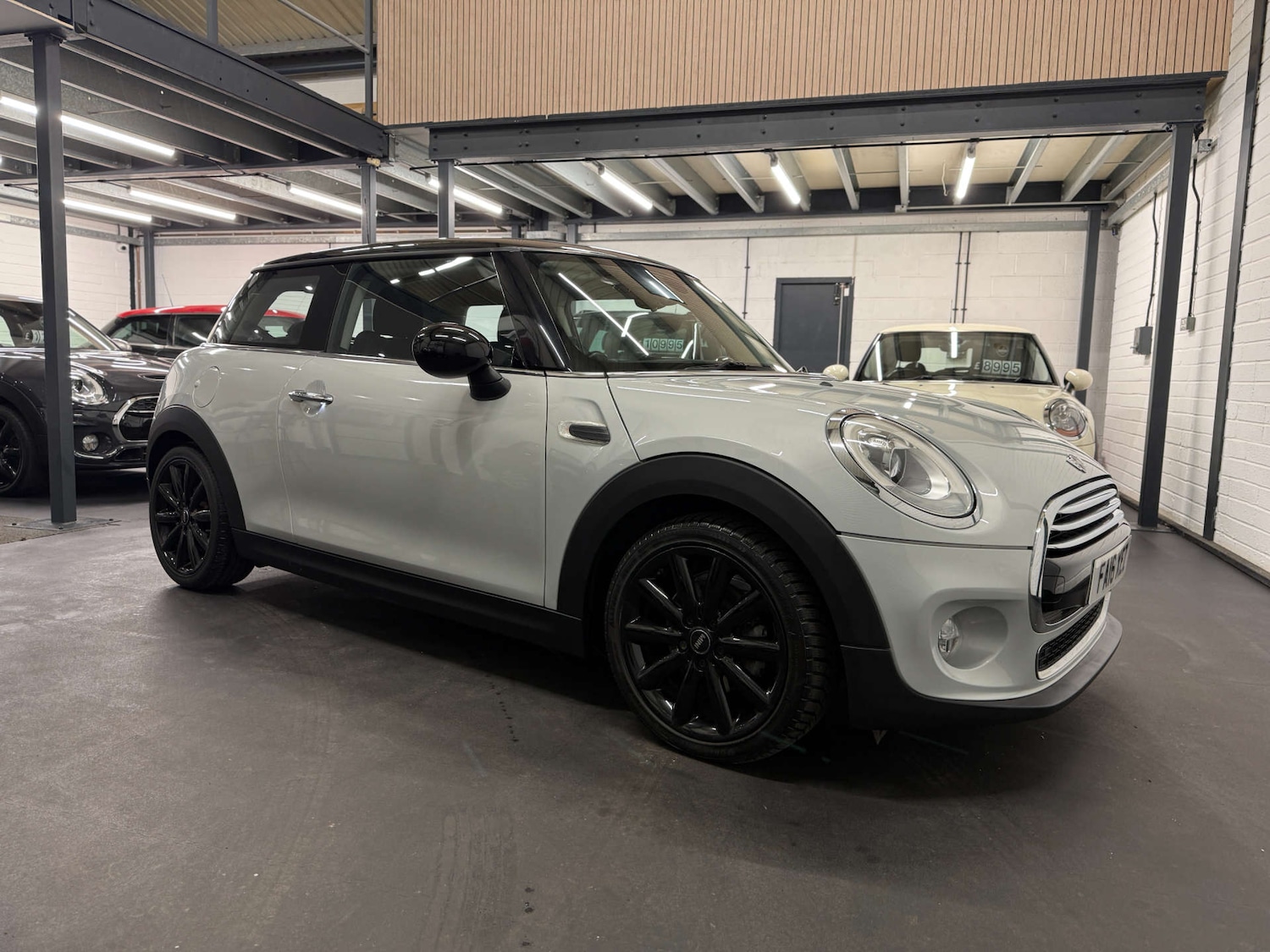 Used MINI Hatch 2016 for sale - 77720454: Photo 1