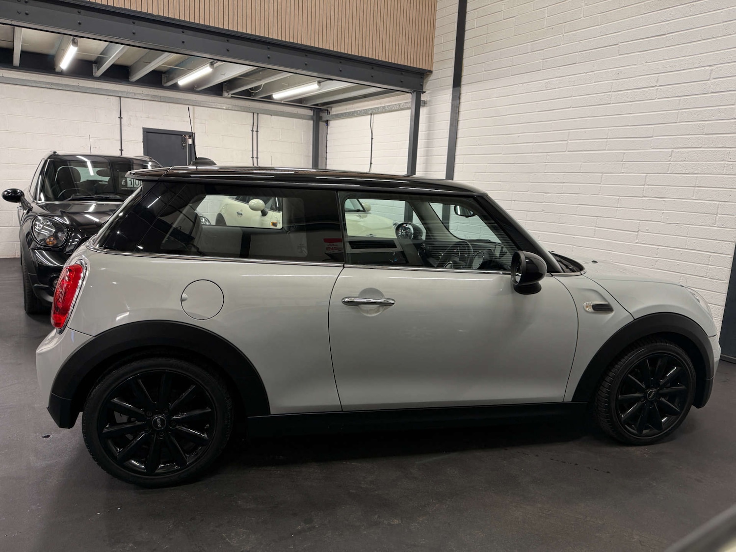 Used MINI Hatch 2016 for sale - 77720454: Photo 12