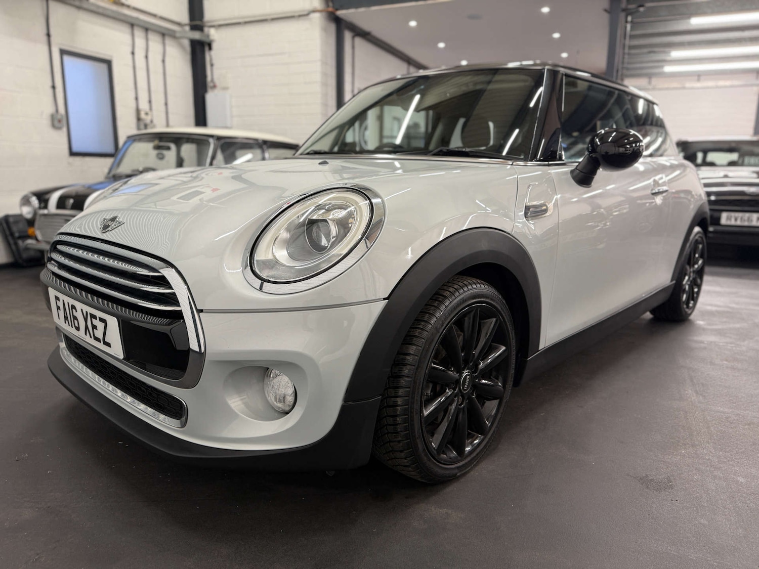 Used MINI Hatch 2016 for sale - 77720454: Photo 2