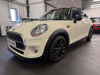 Used MINI Hatch 2015 for sale - 77492522: Photo