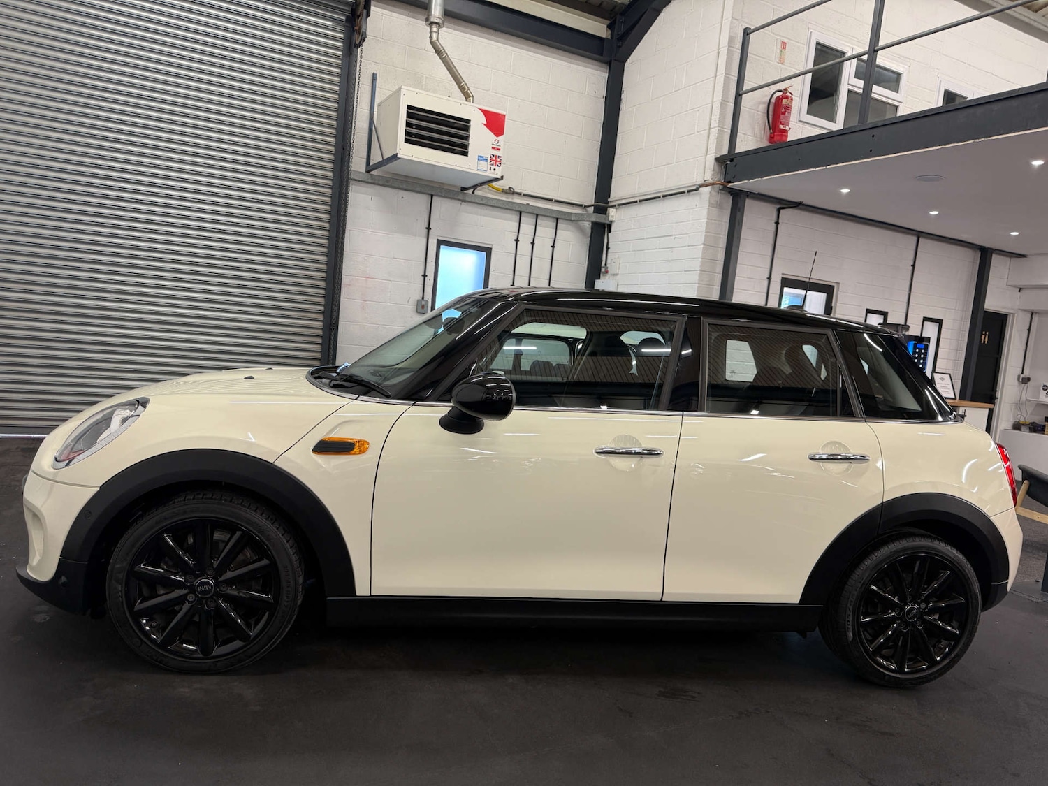 Used MINI Hatch 2015 for sale - 77492522: Photo 8