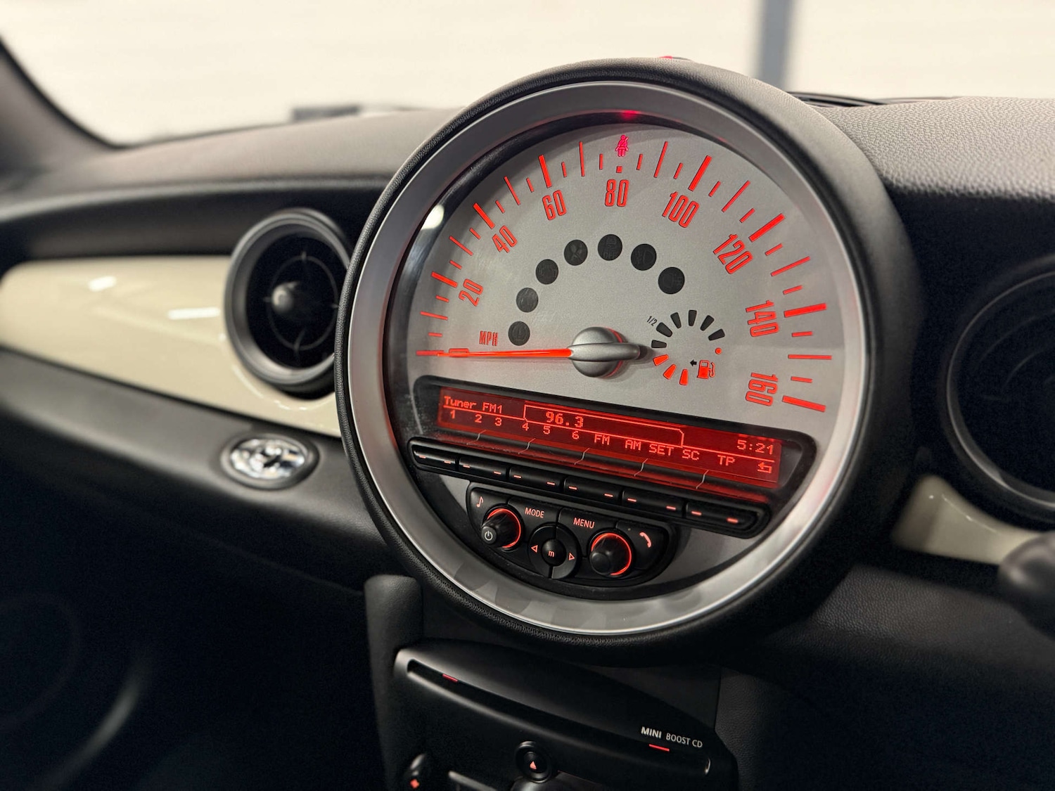 Used MINI Convertible 2014 for sale - 77720461: Photo 18