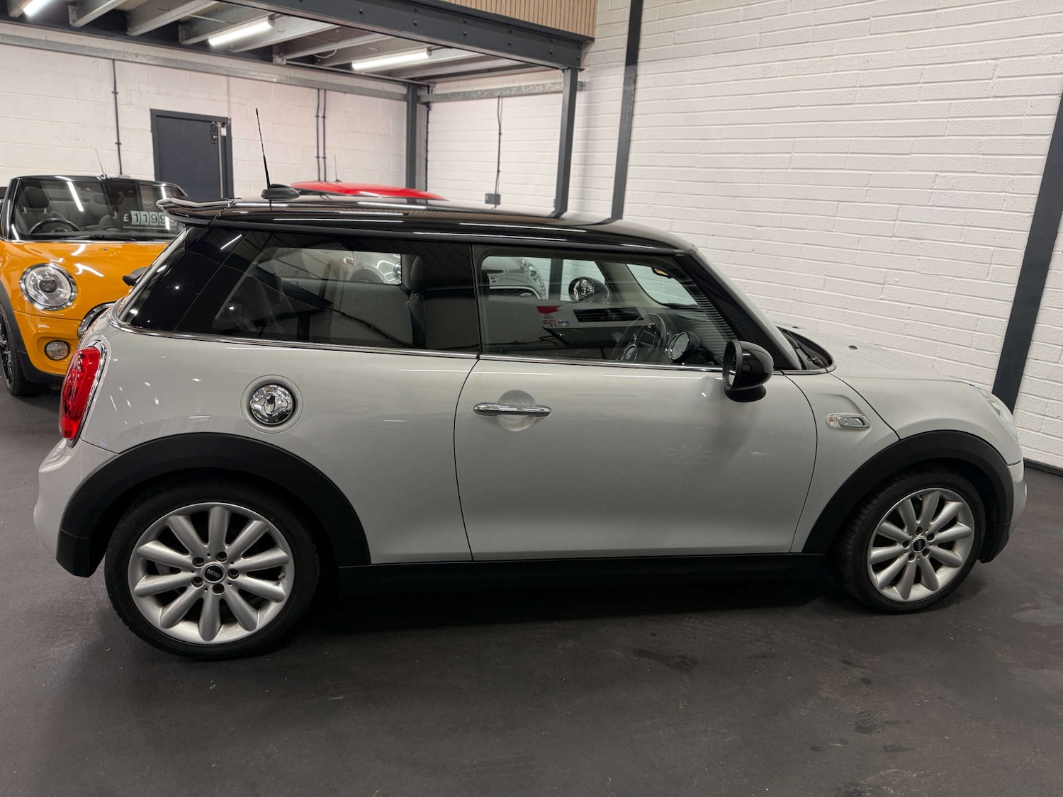 Used MINI Hatch 2016 for sale - 76957253: Photo 12