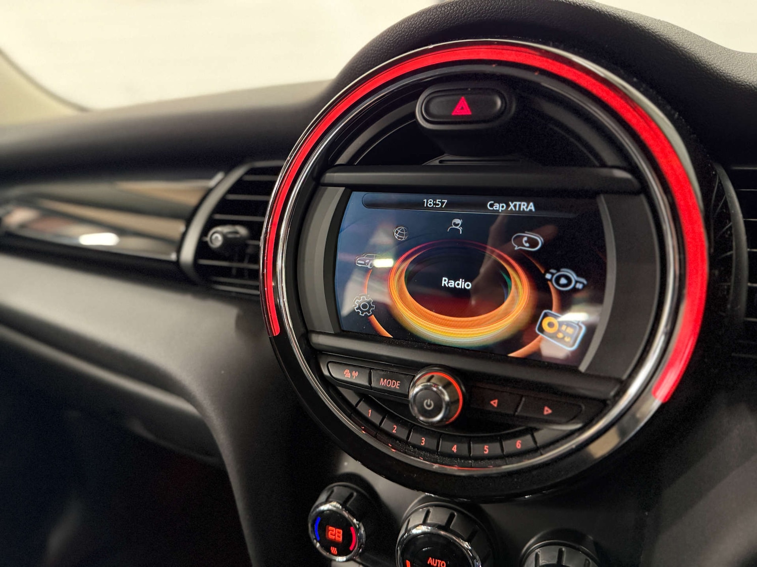 Used MINI Hatch 2016 for sale - 76957253: Photo 18