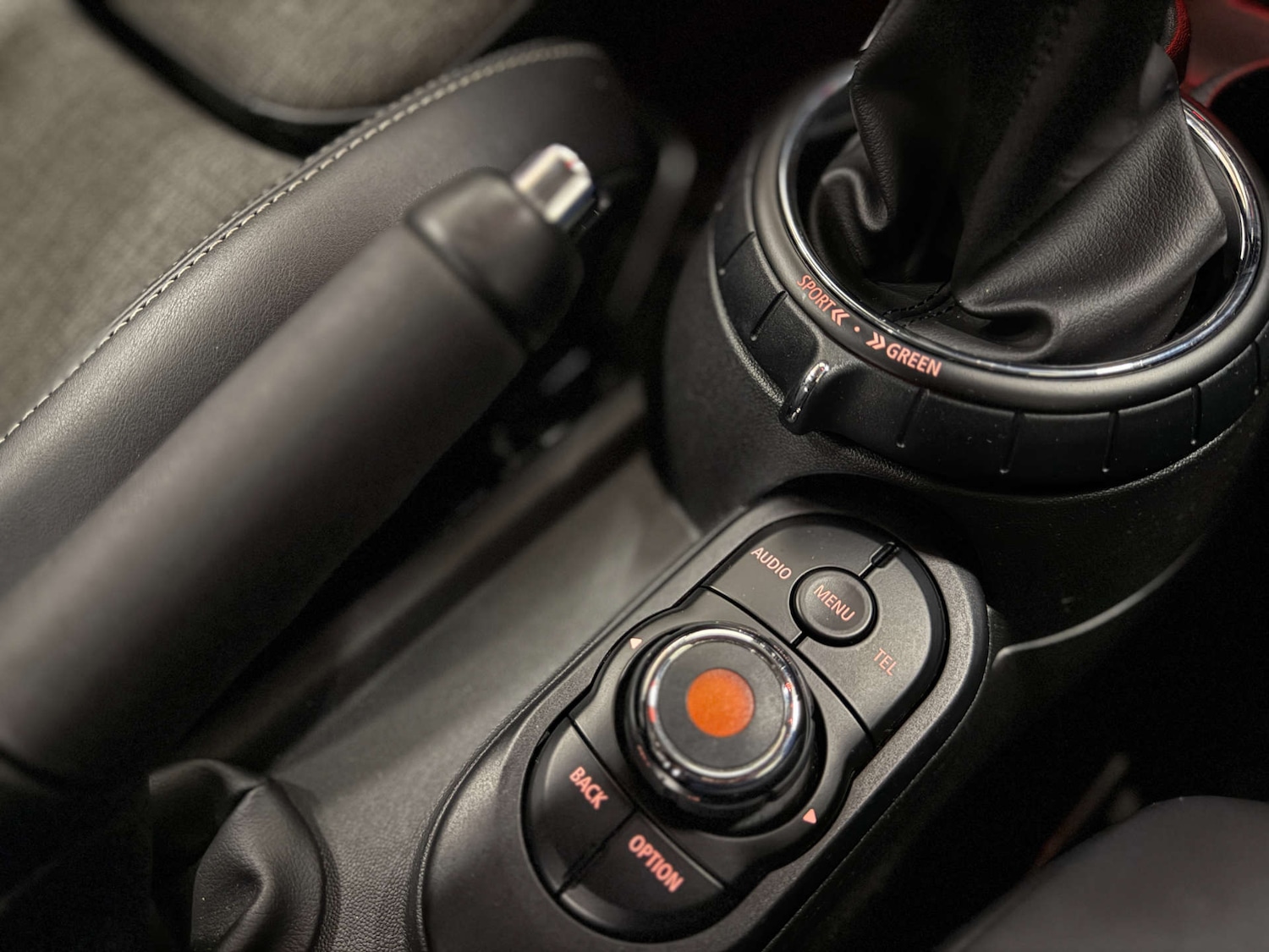 Used MINI Hatch 2016 for sale - 76957253: Photo 21