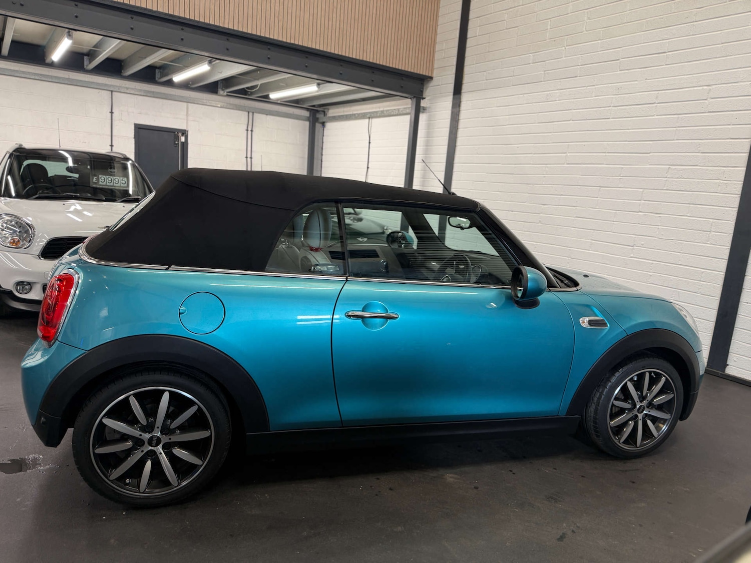 Used MINI Convertible 2016 for sale - 77797708: Photo 14