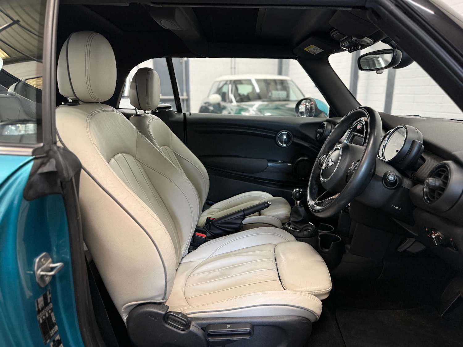 Used MINI Convertible 2016 for sale - 77797708: Photo 19