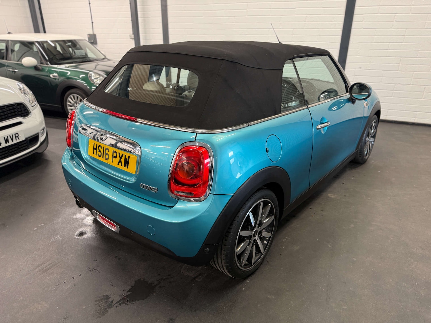 Used MINI Convertible 2016 for sale - 77797708: Photo 3
