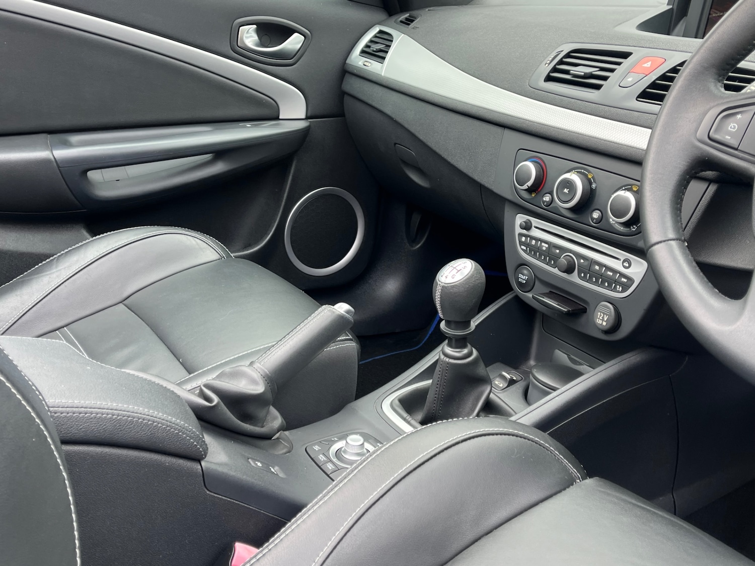 Used Renault Megane 2011 for sale - 77707034: Photo 8