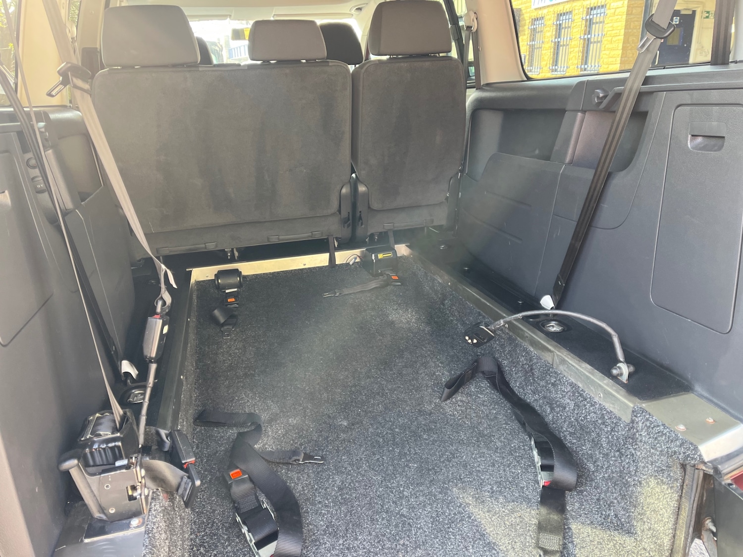 Used Volkswagen Caddy Maxi Life 2015 for sale - 77975679: Photo 11