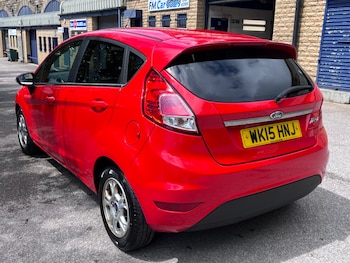 Used Ford Fiesta 2015 for sale - 78831935: Photo
