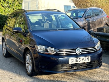 Used Volkswagen Golf SV 2016 for sale - 77848506: Photo