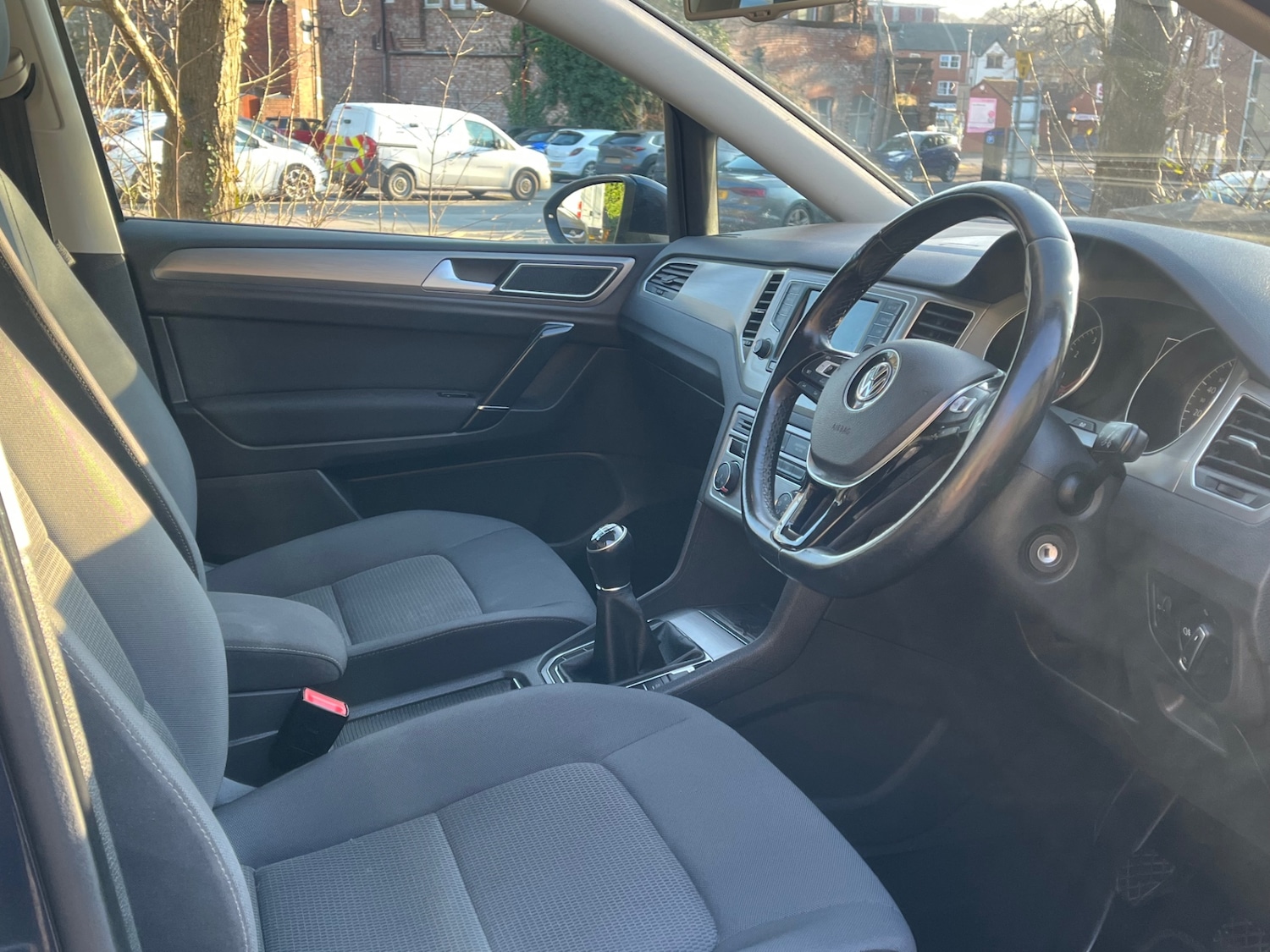 Used Volkswagen Golf SV 2016 for sale - 77848506: Photo 7