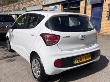 Used Hyundai i10 2017 for sale - 74343891: Photo