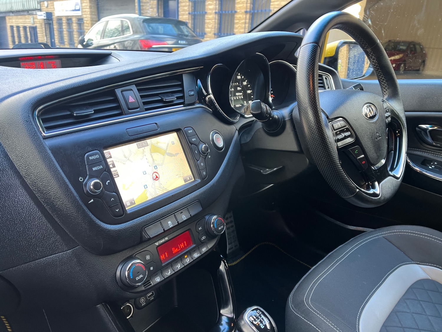 Used Kia Pro Ceed 2016 for sale - 77116296: Photo 14