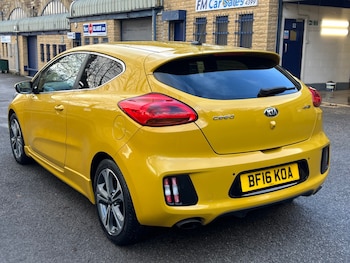 Used Kia Pro Ceed 2016 for sale - 77116296: Photo