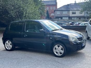 Renault - Clio