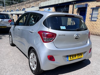 Used Hyundai i10 2014 for sale - 79152118: Photo