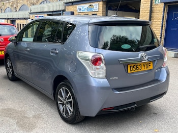 Used Toyota Verso 2014 for sale - 75628599: Photo