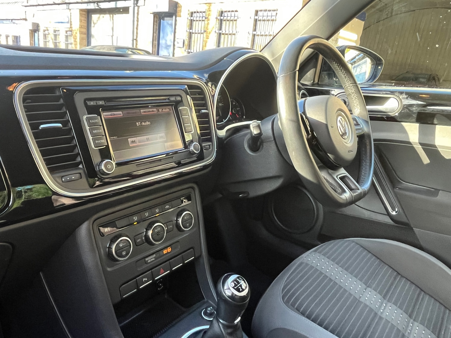 Used Volkswagen Beetle 2012 for sale - 77357049: Photo 13