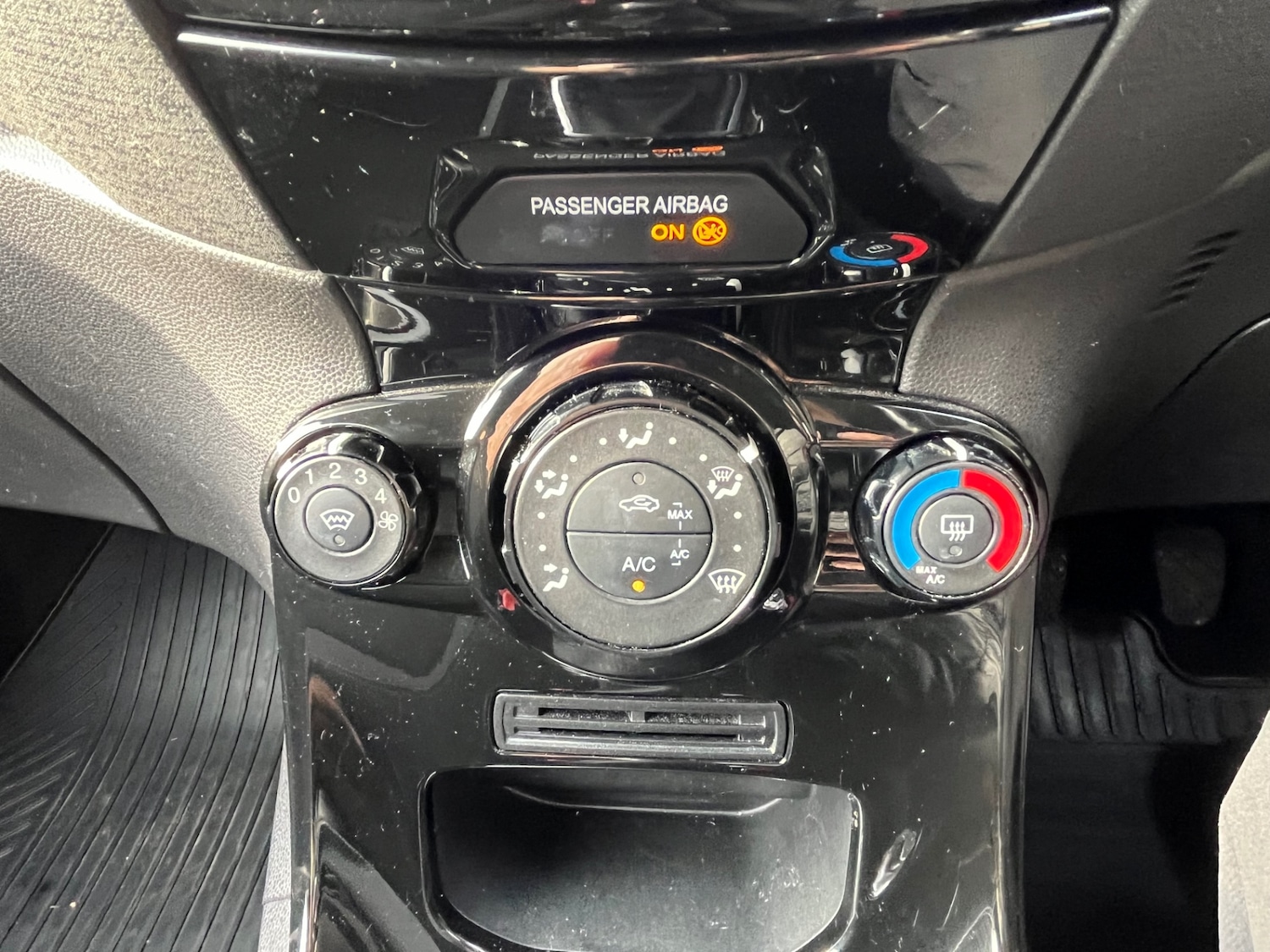 Used Ford Fiesta 2014 for sale - 77370528: Photo 20