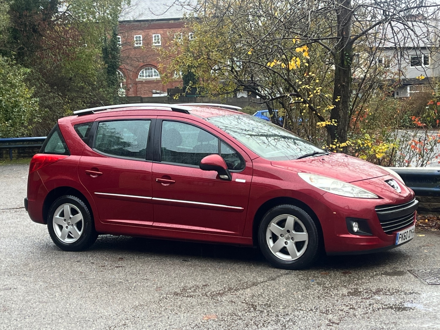 Used Peugeot 207 2010 for sale - 76748058: Photo 1