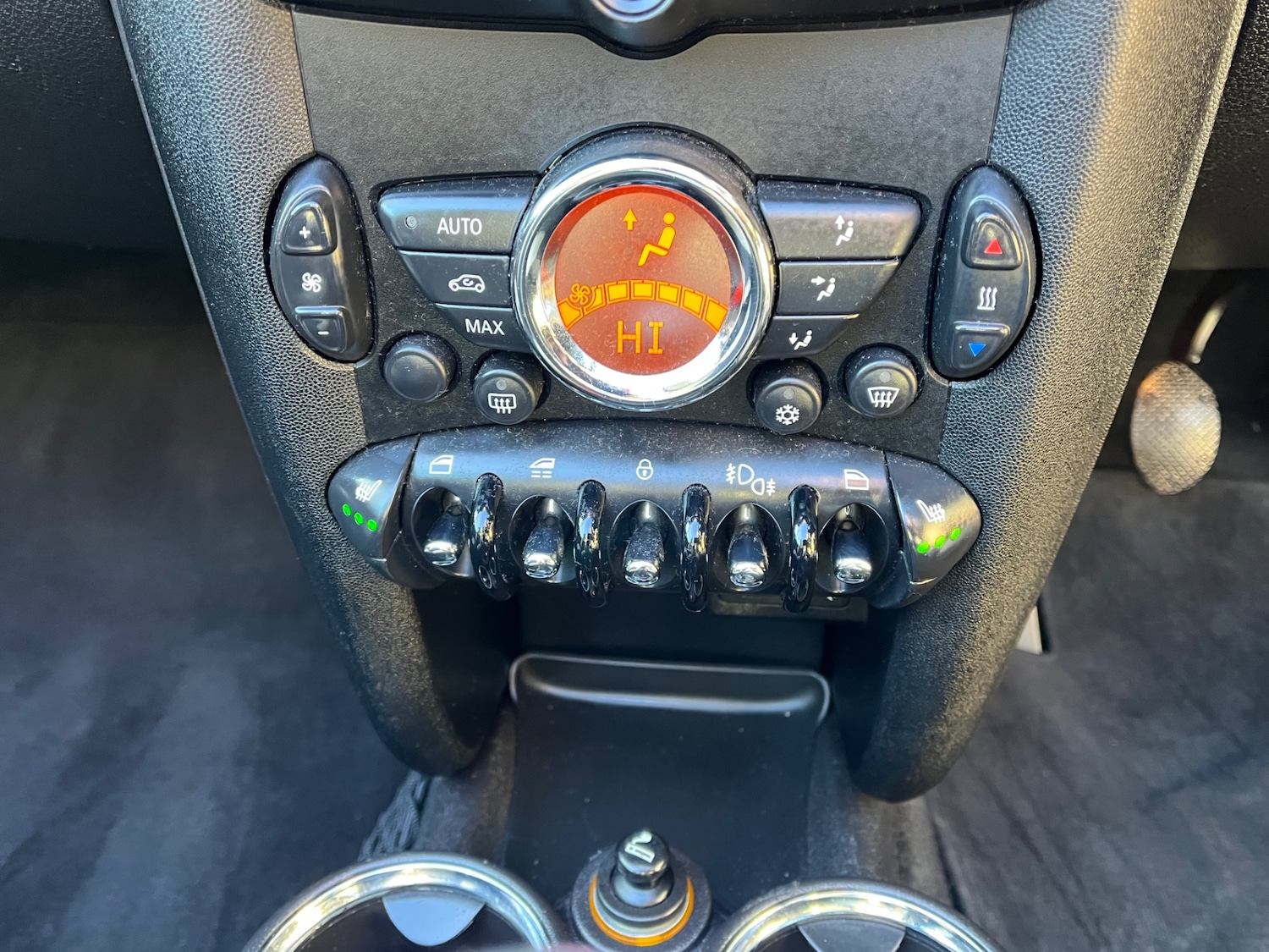 Used MINI Convertible 2012 for sale - 77160812: Photo 9