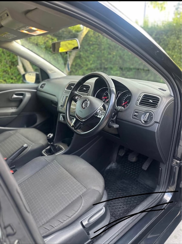 Used Volkswagen Polo 2014 for sale - 75709352: Photo 8