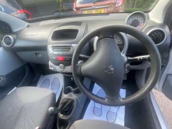 Used Peugeot 107 2006 for sale - 74963137: Photo