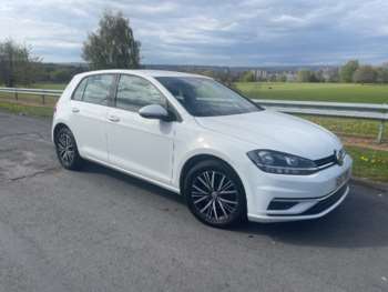 Used Volkswagen Golf 2017 for sale - 75125679: Photo