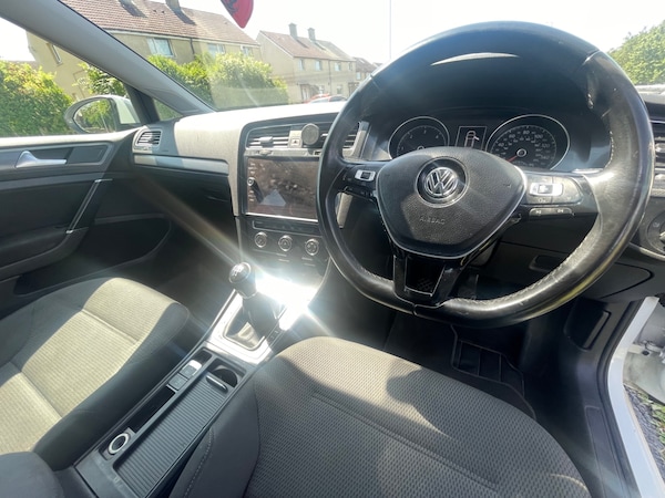 Used Volkswagen Golf 2017 for sale - 75125679: Photo 23