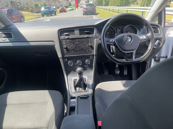 Used Volkswagen Golf 2017 for sale - 75125679: Photo 25