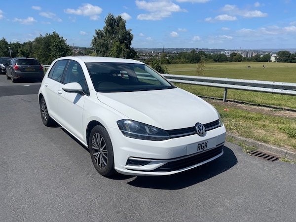 Used Volkswagen Golf 2017 for sale - 75125679: Photo 5