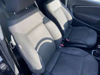 Used Volkswagen Polo 2015 for sale - 75126020: Photo