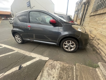 Used Citroen C1 2013 for sale - 76180077: Photo