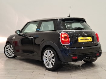 Used MINI Hatch 2017 for sale - 77548988: Photo