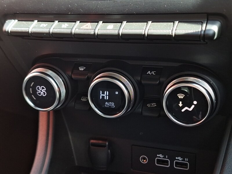 Used Renault Captur 2023 for sale - 78151652: Photo 15