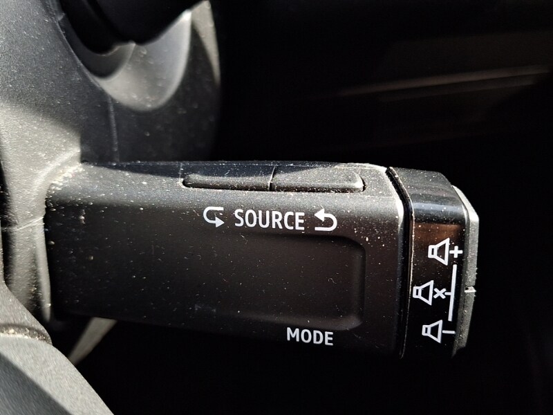 Used Renault Captur 2023 for sale - 78151652: Photo 18