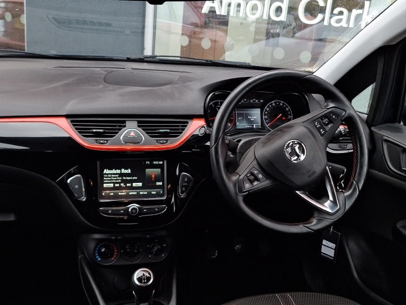 Used Vauxhall Corsa 2017 for sale - 76560340: Photo 2