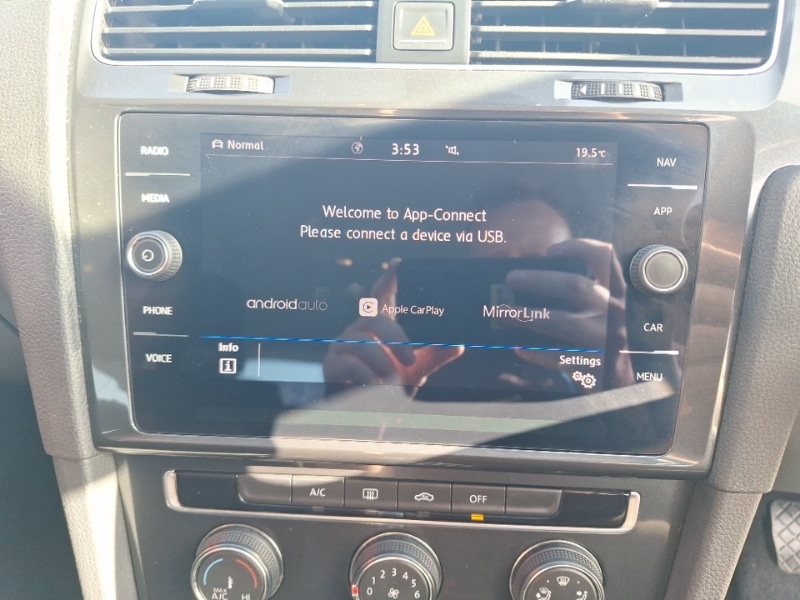 Used Volkswagen Golf 2018 for sale - 76358636: Photo 14