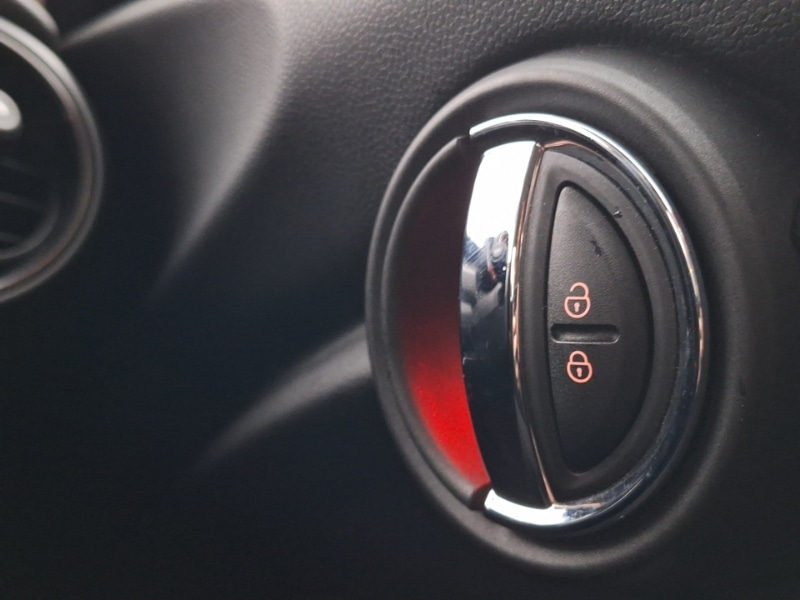 Used MINI Hatch 2019 for sale - 77047111: Photo 16